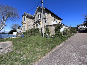 Photo 10- click for photo gallery